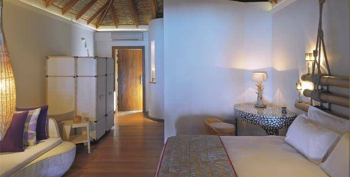 Kleiderschrank, Beach Villa, Constance Moofushi Resort