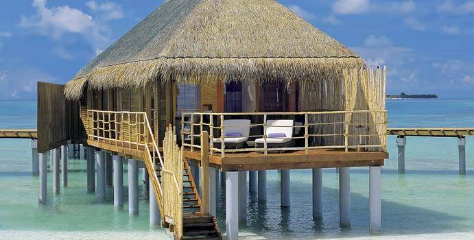 Senior Water Villa, Constance Moofushi Resort