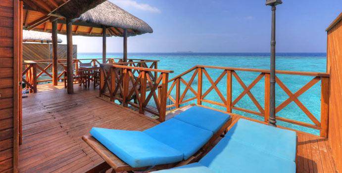 Terrasse, Water Villa, Fihalhohi Island Resort
