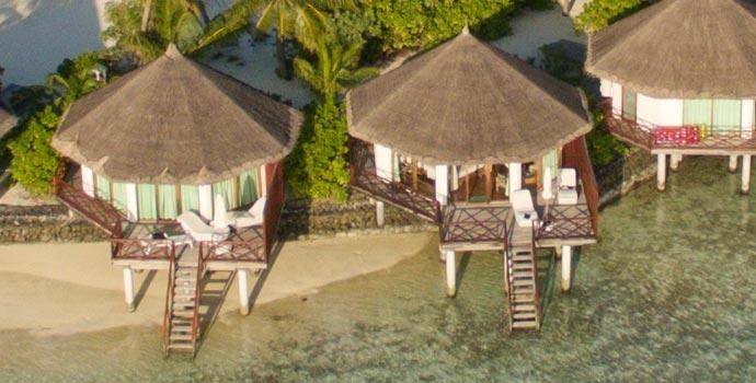 Semi Water Bungalow, Safari Island Resort