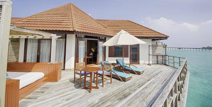 Terrasse,Wasserbungalow, ROBINSON Club Maldives