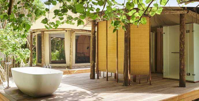 Aussenbadezimmer, Tented Jungle Villa, Fairmont Maldives Sirru Fen Fushi