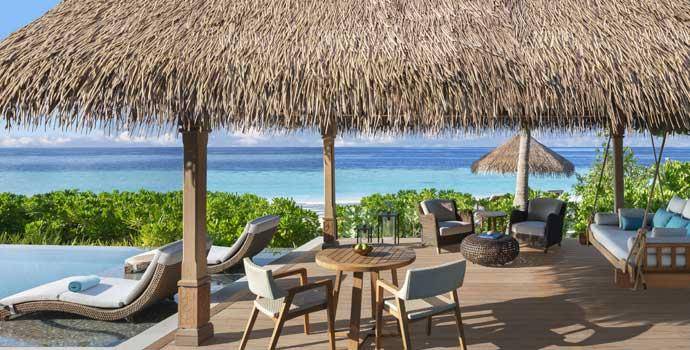 Pool mit Terrasse,  Two Queen Bedded Grand Beach Villa with Pool, Waldorf Astoria Maldives Ithaafushi