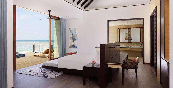 Wohnen, Overwater Villa with Private Pool, Radisson Blu Resort Maldives