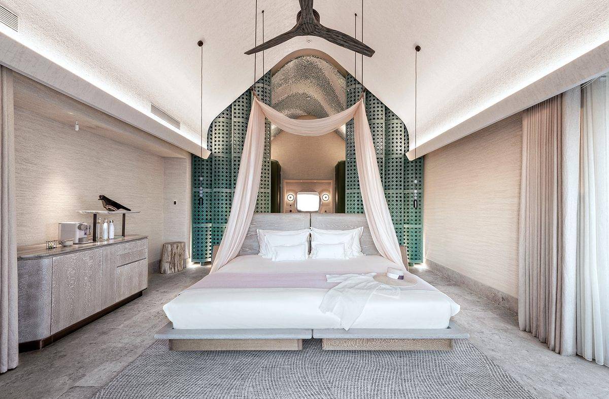 JOALI BEING | Two Bedroom Ocean Pool Villa | Schlafzimmer