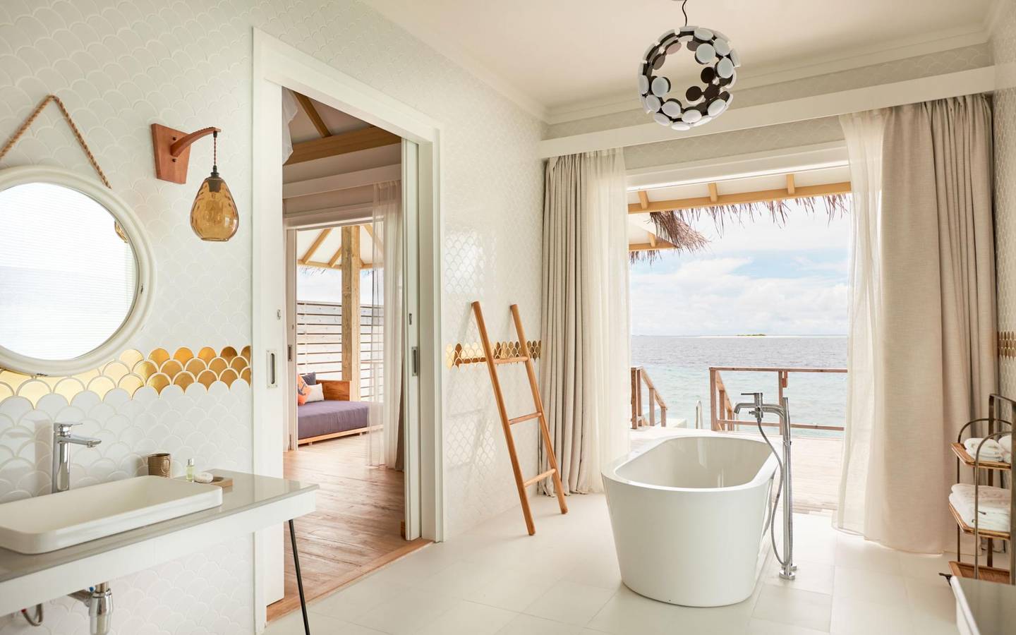 Sun Siyam Iru Veli, Malediven, Dolphin Ocean Villa with Pool, Badezimmer