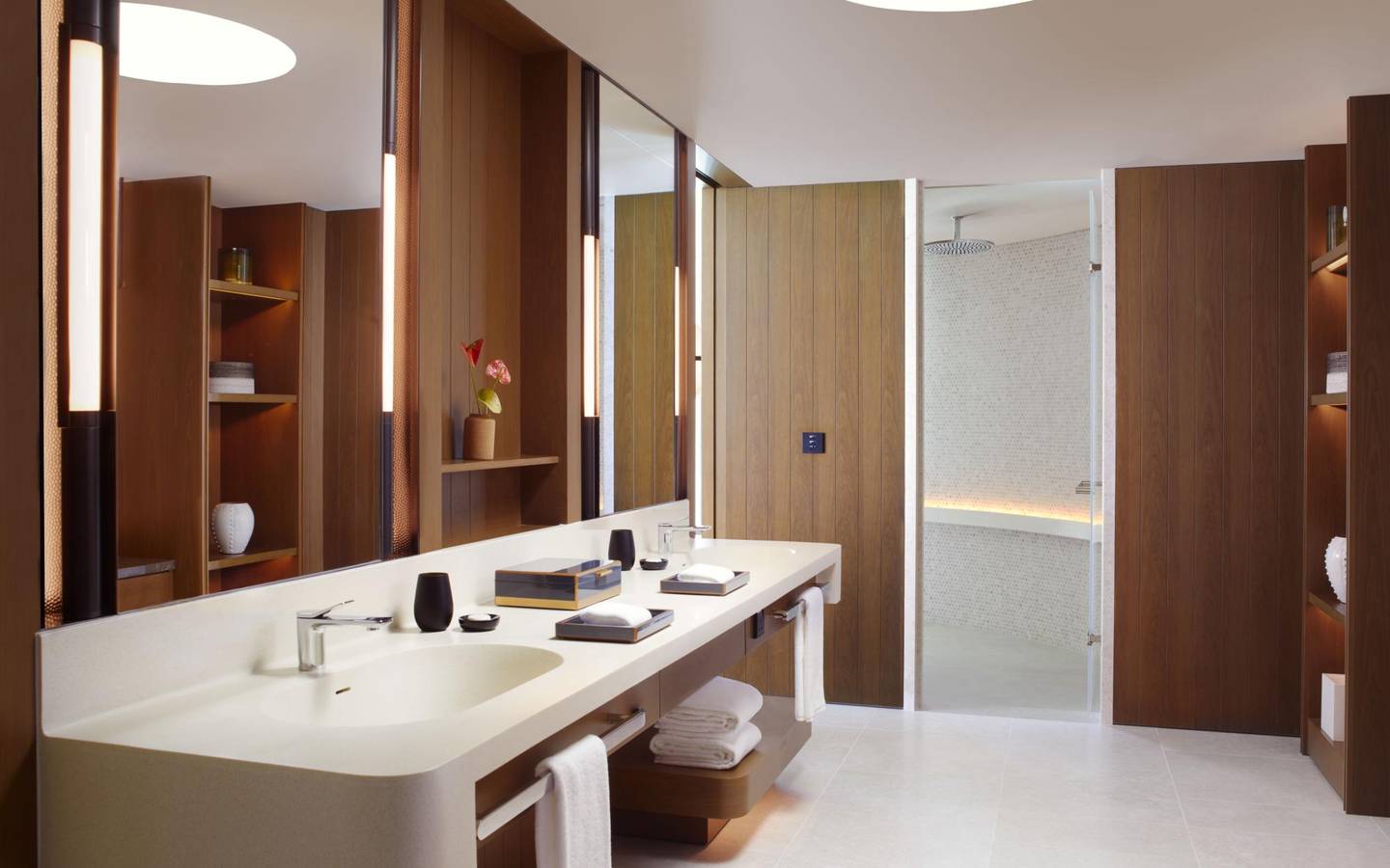 The_Ritz_Carlton_Maldives_Fari_Islands_Two_Bedroom_Sunset_Beach_Pool_Villa_Badezimmer