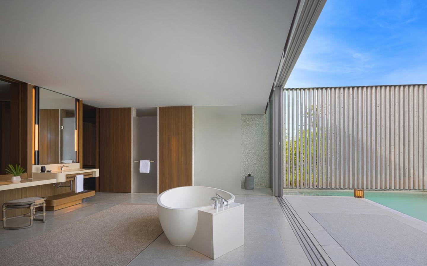 The_Ritz_Carlton_Maldives_Fari_Islands_Estate_Badezimmer