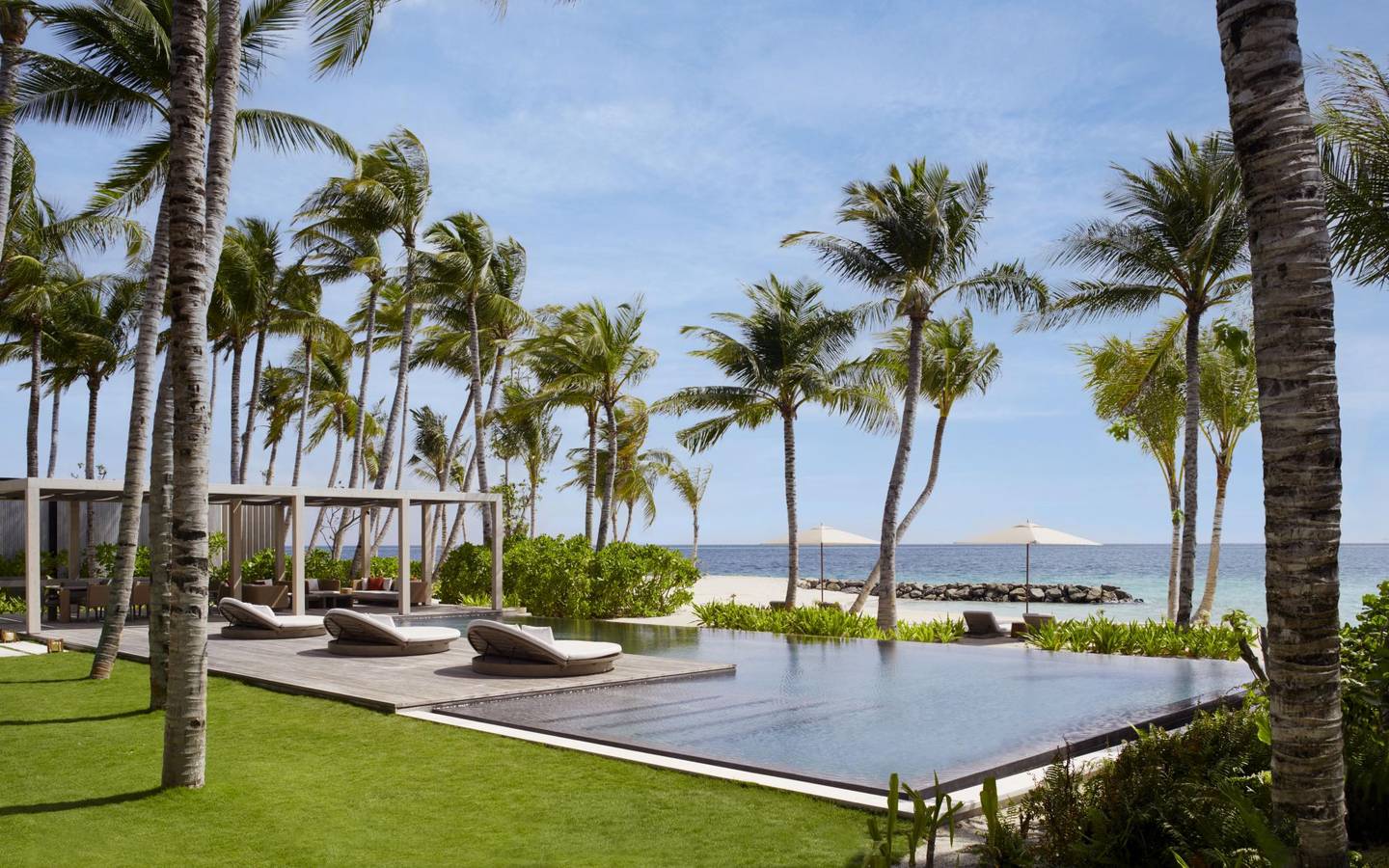 The_Ritz_Carlton_Maldives_Fari_Islands_Estate_Ausblick