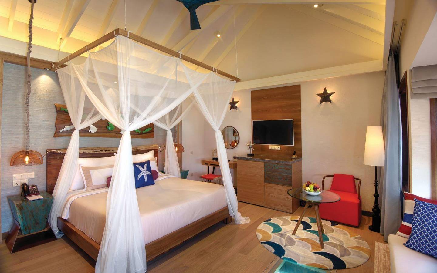oblu-select-at-sangeli-maldives-water-villa-with-pool-bedroom