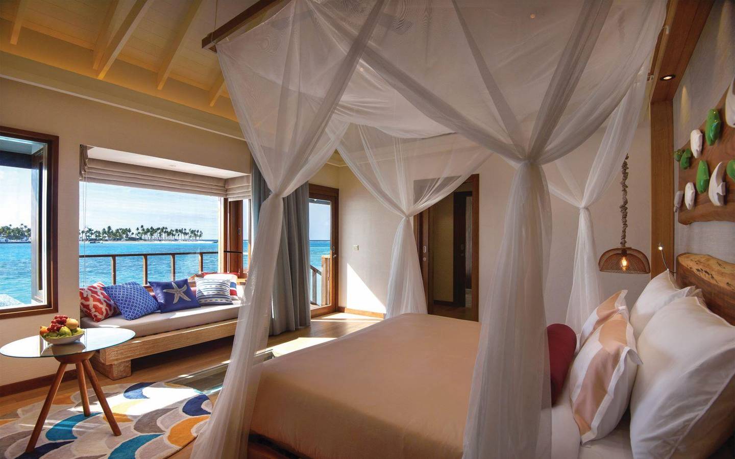 oblu-select-at-sangeli-maldives-water-villa-with-pool-bedroom