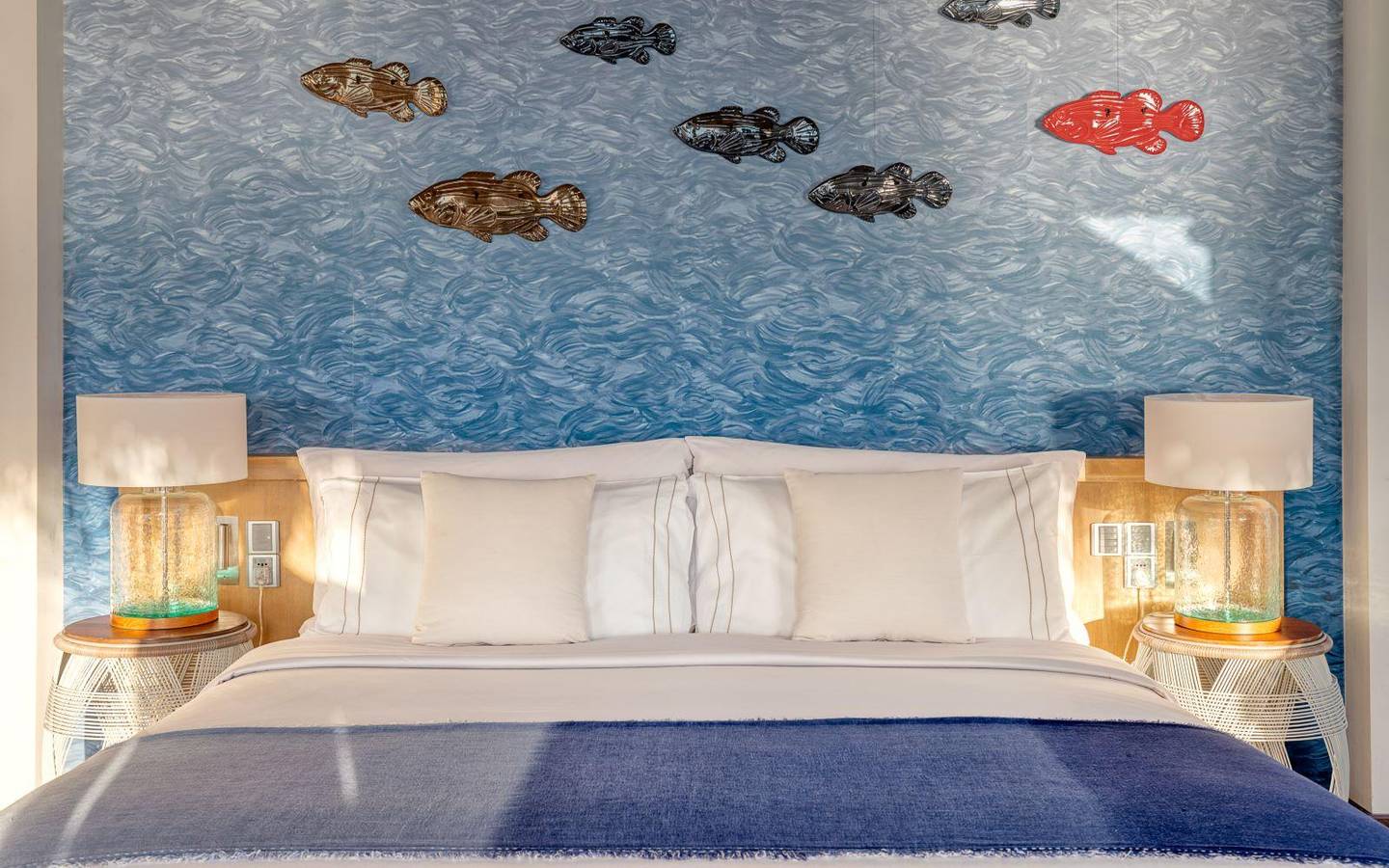 ozen-life-maadhoo-maldives-wind-villa-with-pool-bedroom-1