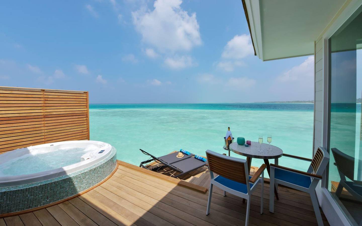 Kandima, Aqua Villa with Swirl Pool, Sun Deck