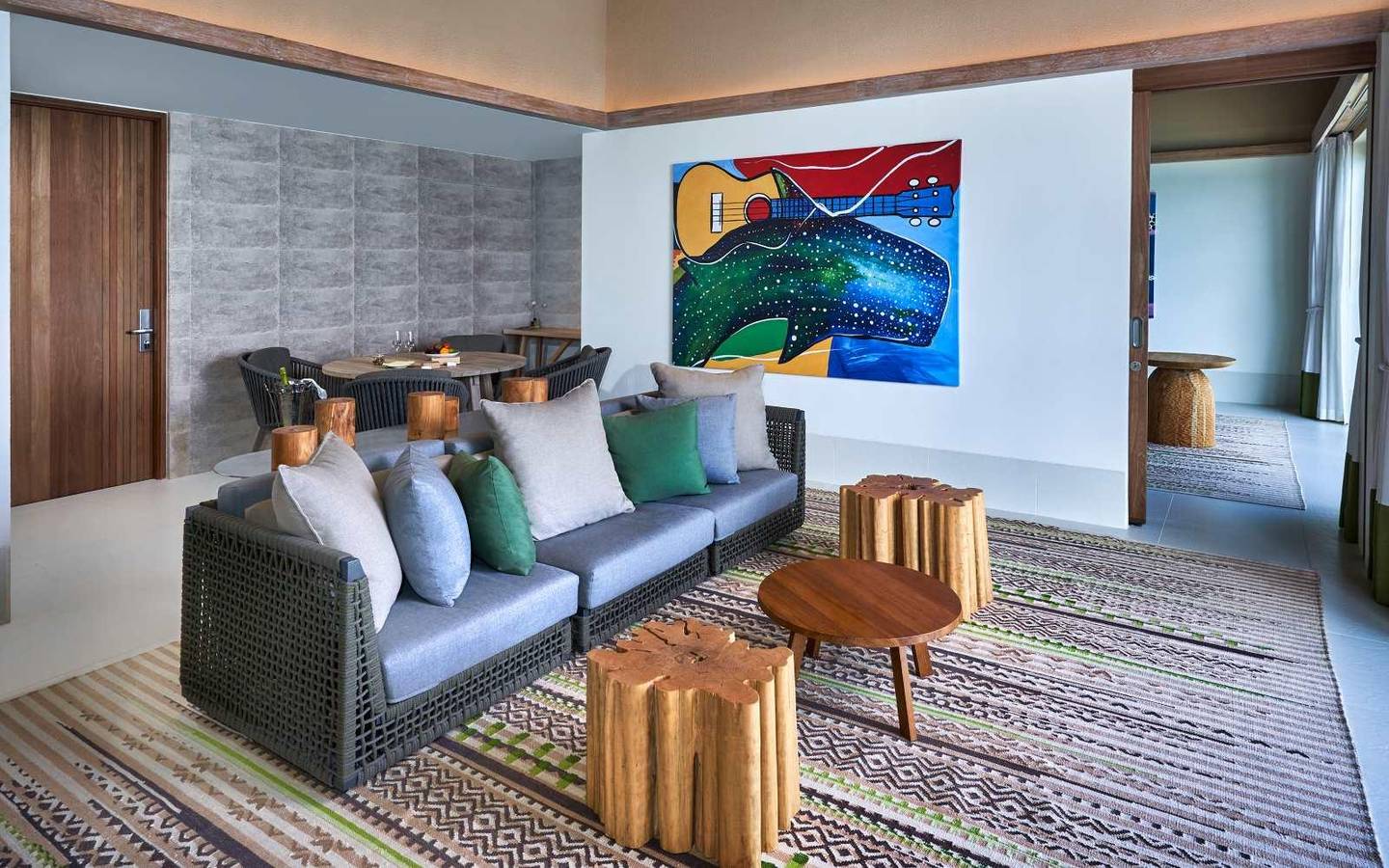 Wohnzimmer, Rock Royalty Overwater Pool Villa (2-Bedroom)