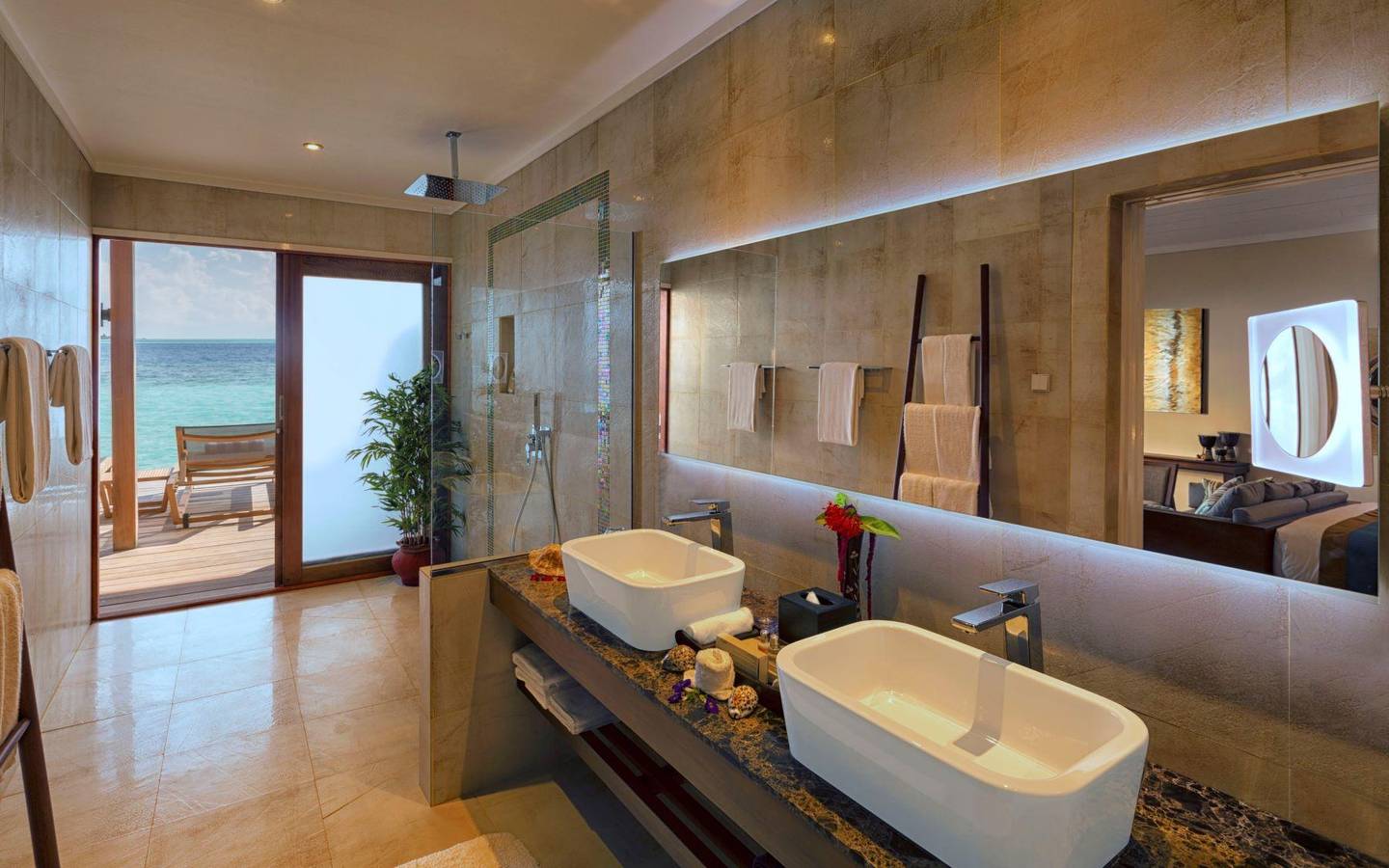Hurawalhi Island Resort, Malediven, Romantic Ocean Villa, Badezimmer