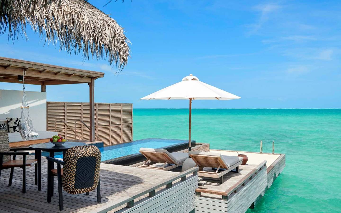 Grand Water Sunset Villa with Private Pool, Fairm