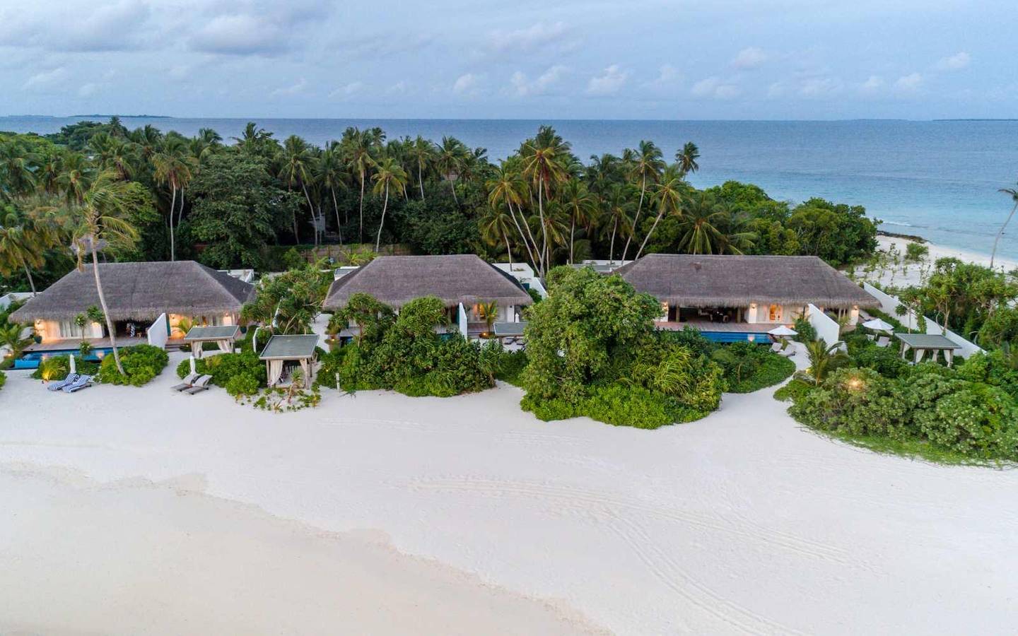Three Bedroom Beach Sunset Villa