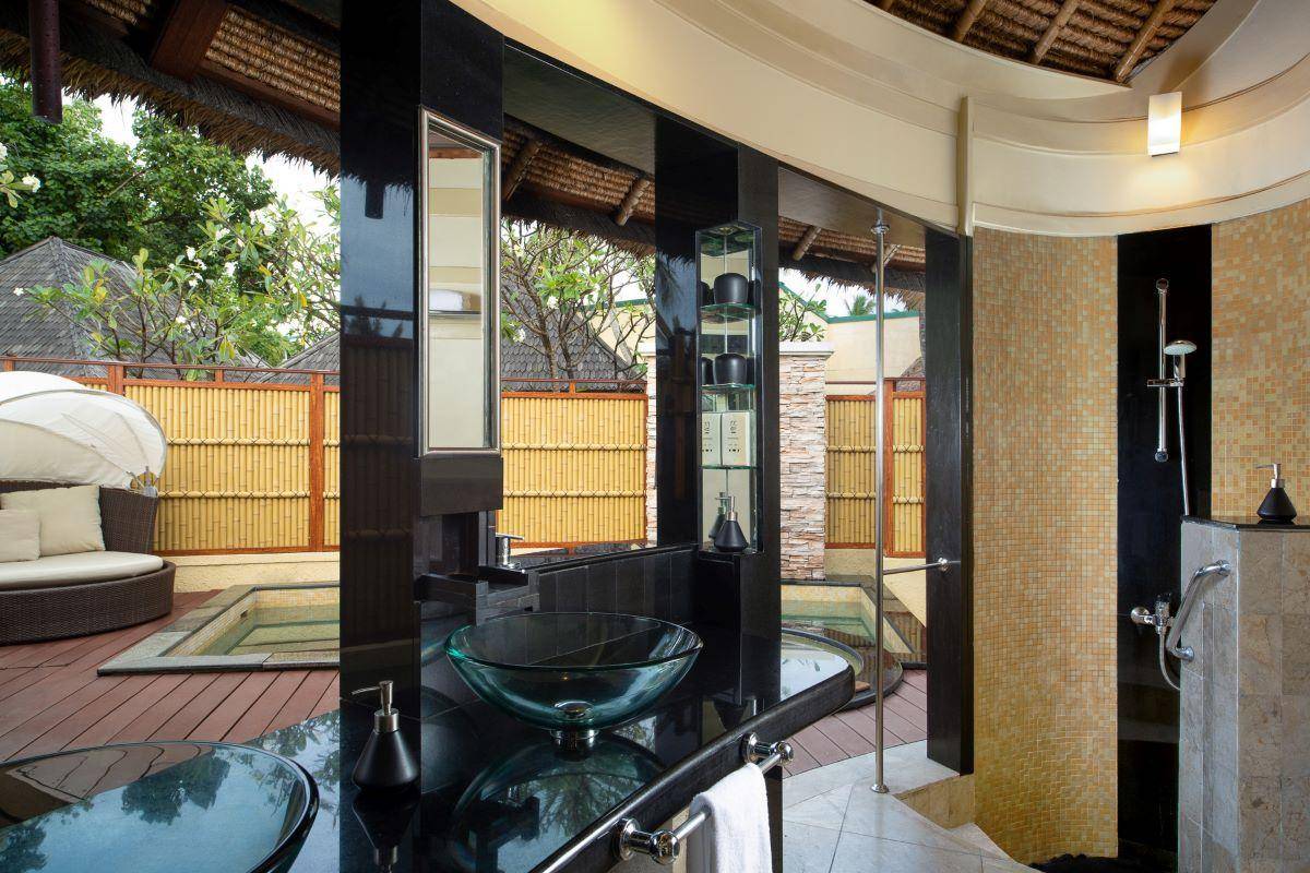 Banyan Tree Vabbinfaru, Beachfront Pool Villa, Badezimmer