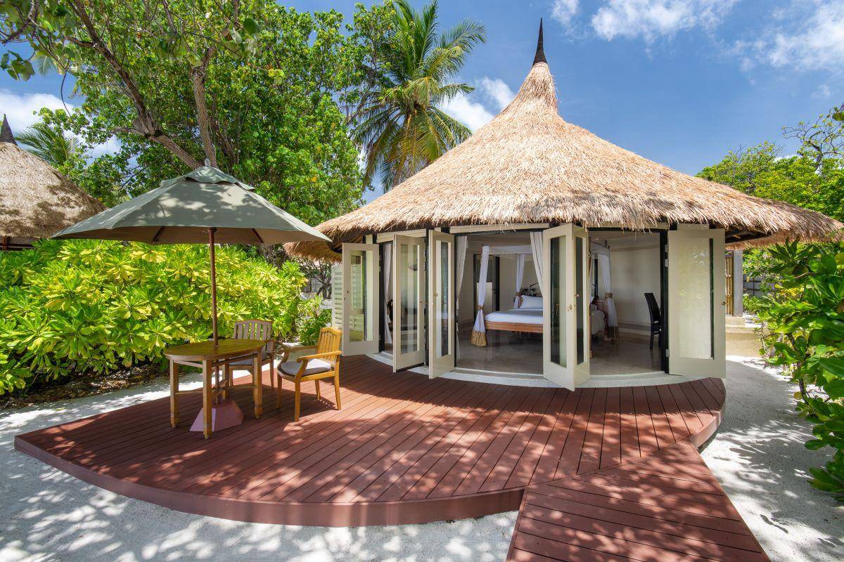 Banyan Tree Vabbinfaru, Beachfront Pool Villa, Villa