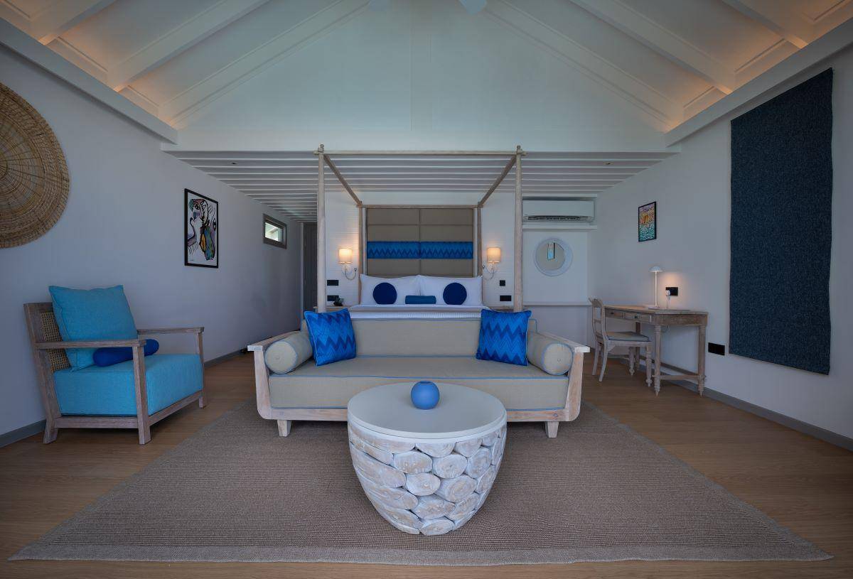 Cora Cora Maldives, Lagoon Pool Villa, Schlafzimmer mit King-Size Bett