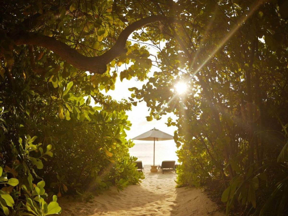 Park Hyatt Maldives Hadahaa, Beach Villa, Zugang zum Strand