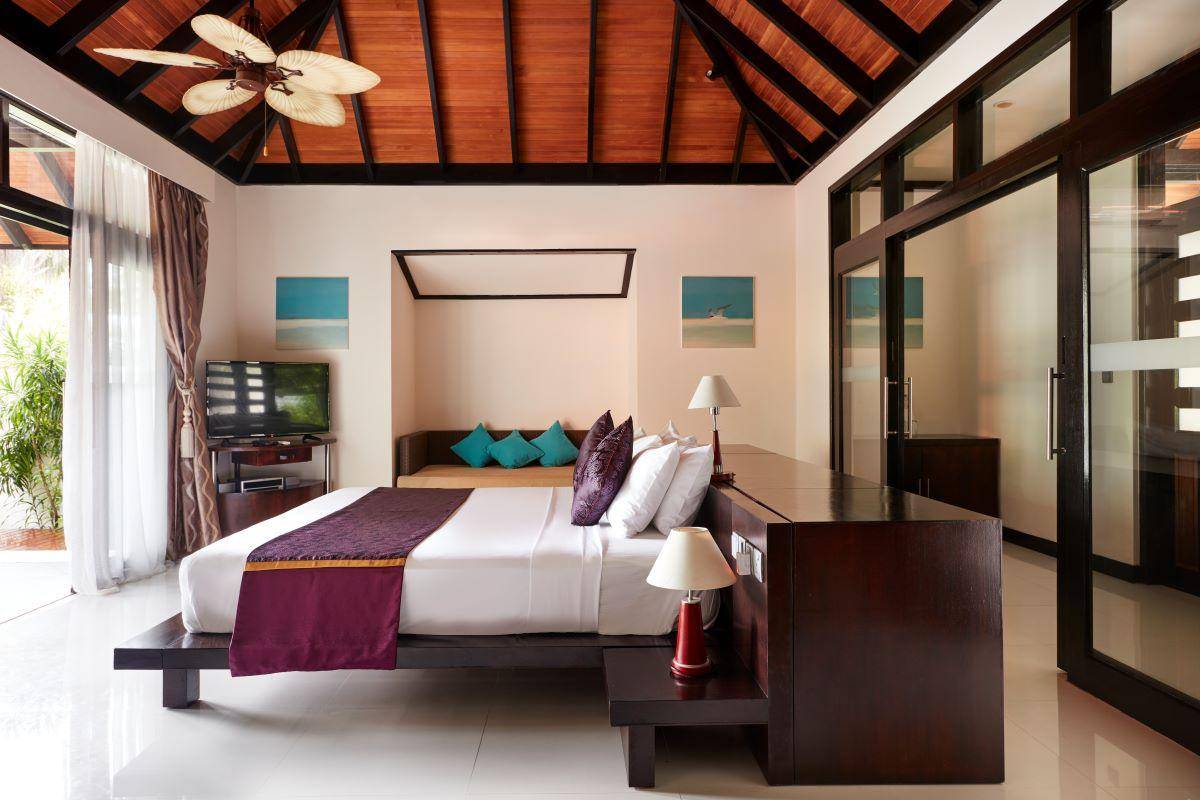 Sun Siyam Iru Fushi, Malediven, Hidden Retreat, Schlafzimmer mit Ausgang zur Terrasse