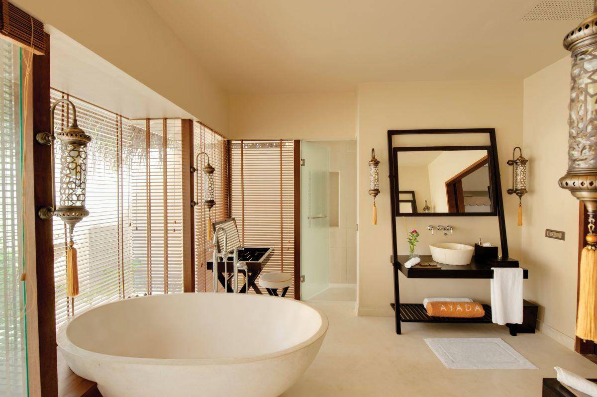 Ayada Maldives, Malediven, Sunset Family Lagoon Suite with Pool, Badezimmer