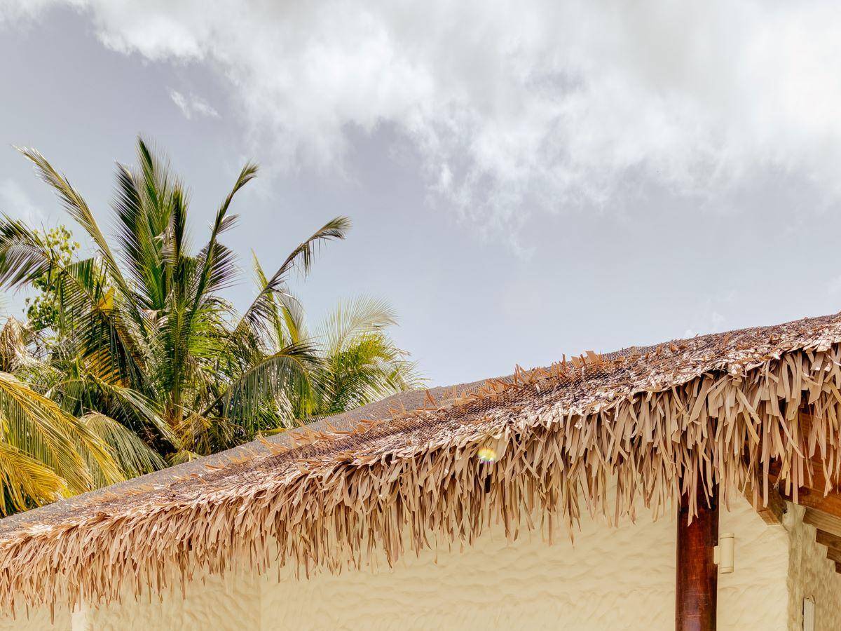 Cinnamon Dhonveli Maledives, Malediven, Beach Bungalow, Terrasse mit Sitzgelegenheiten