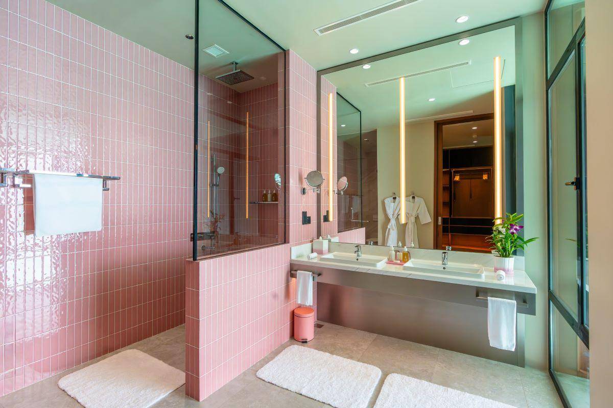 Veligandu Island Resort, Malediven, Ocean Pool Villa, Badezimmer