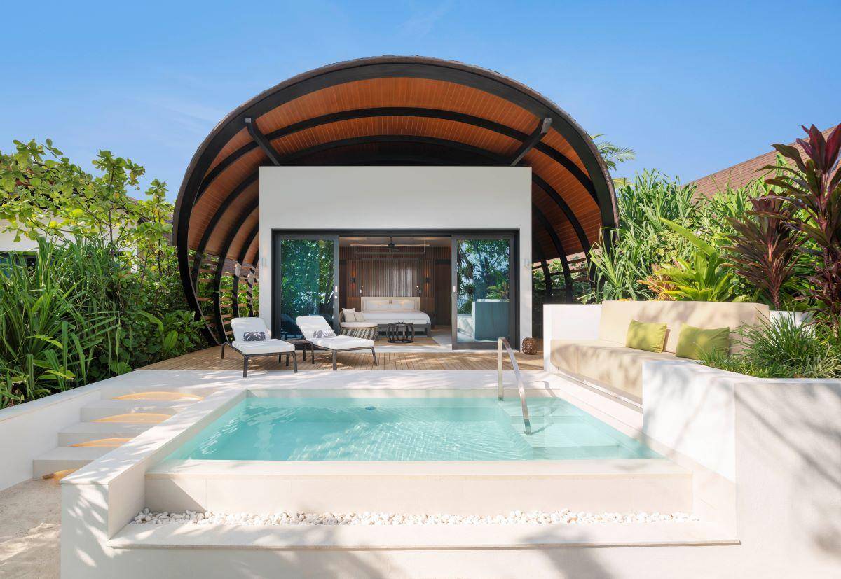 The Westin Maldives Miriandhoo Resort, Malediven, Beach Villa Pool, Außenbereich
