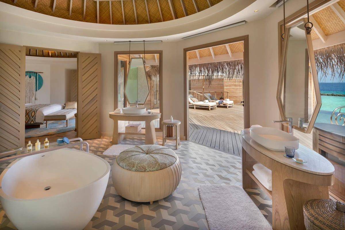 The Nautilus, Malediven, Ocean House with a Private Infinity Pool, Badezimmer