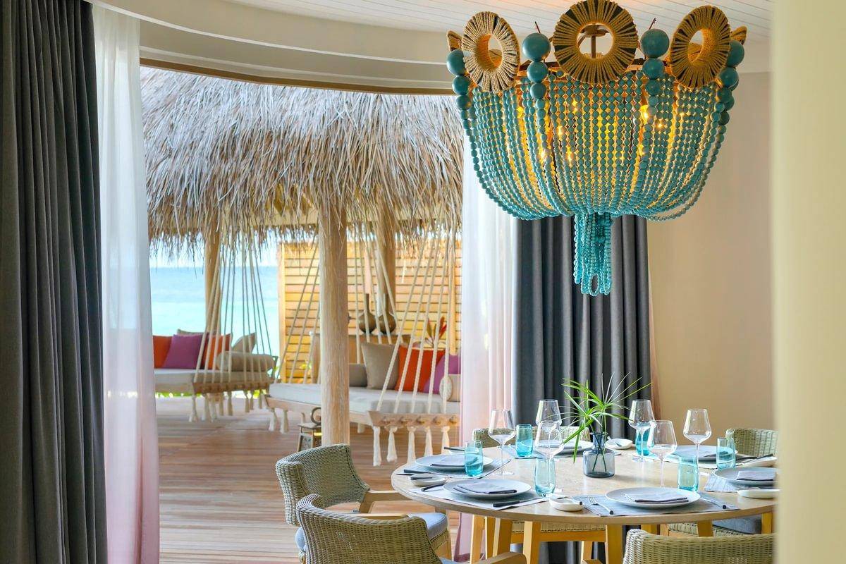 The Nautilus, Malediven, The Nautilus Mansion with a Private Infinity Pool, Essbereich