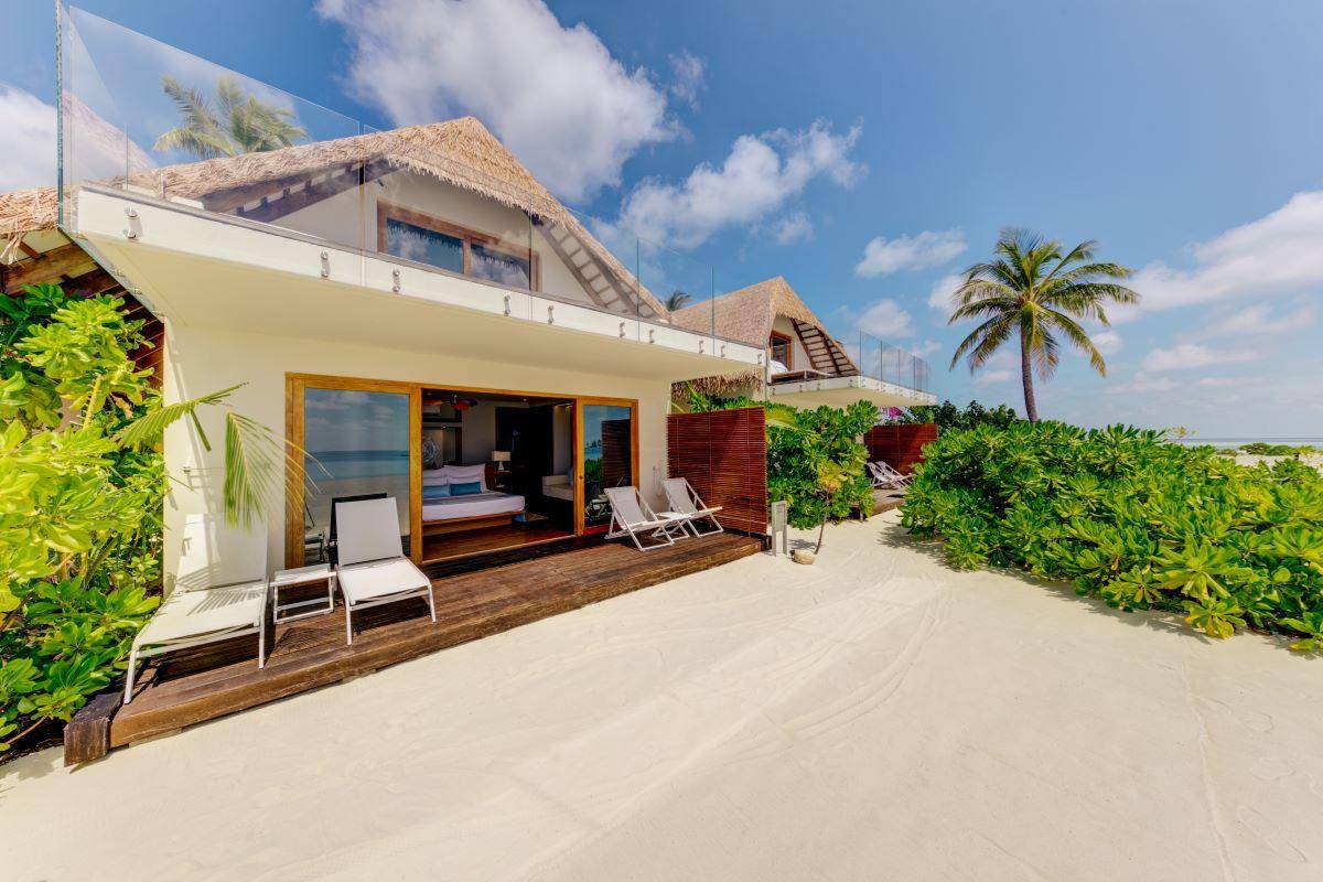 Cinnamon Velifushi Maldives, Malediven, Beach Bungalow, Außenbereich