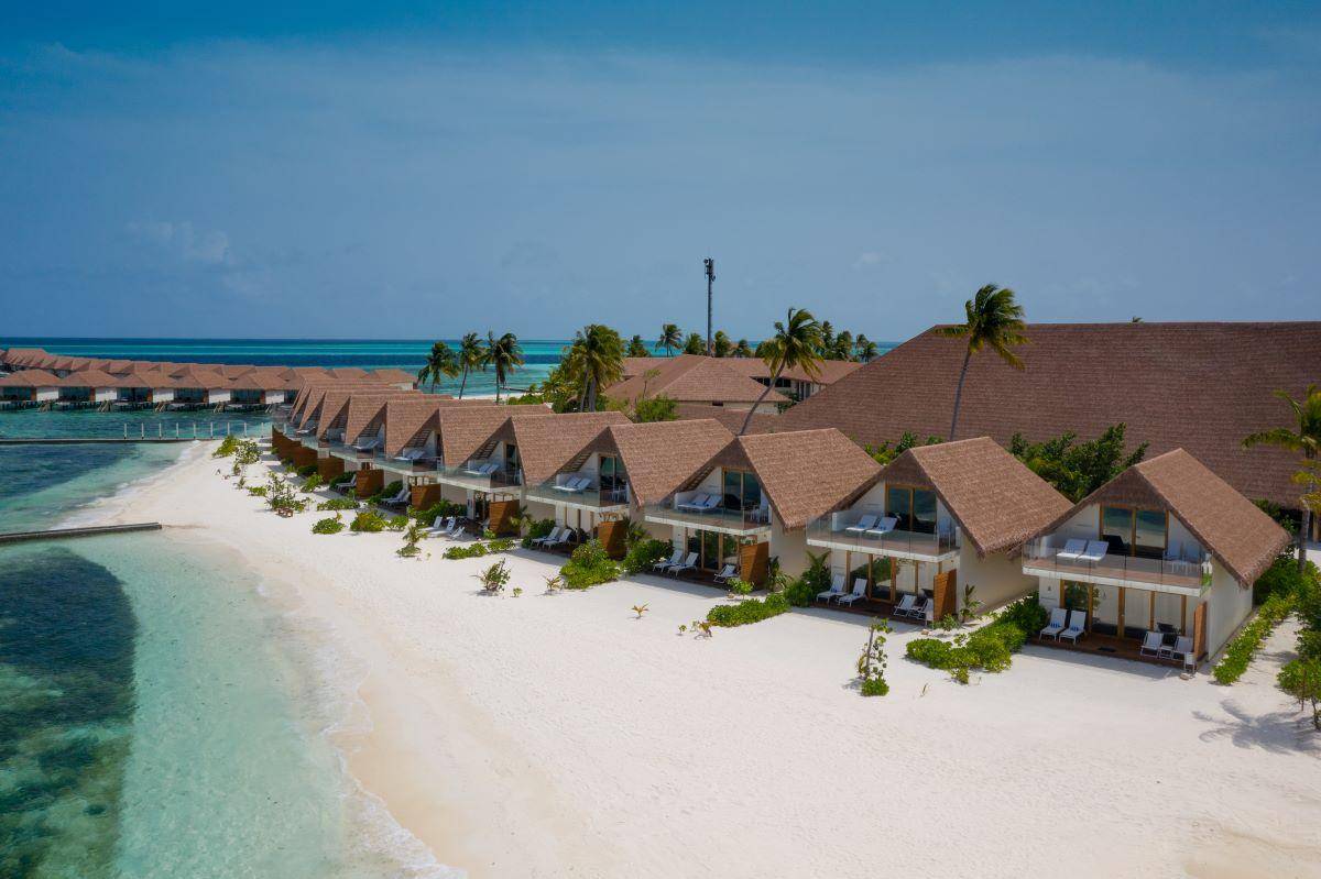 Cinnamon Velifushi Maldives, Malediven, Beach Bungalow, Außenansicht