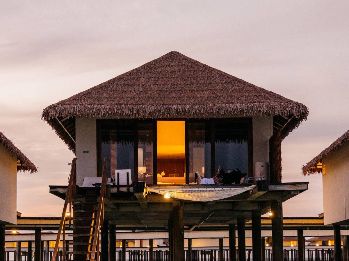 Cinnamon Velifushi Maldives, Malediven, Water Bungalow, Außenansicht
