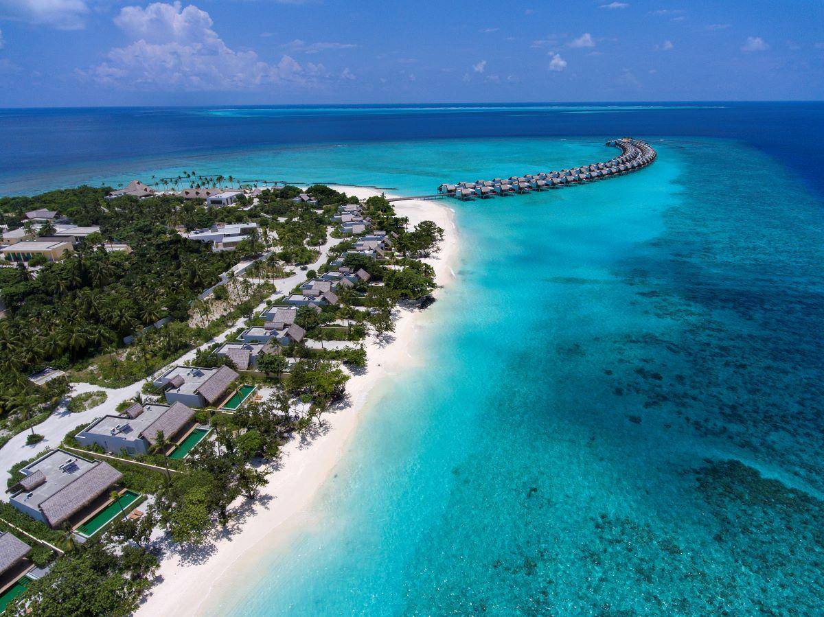 Emerald Maldives Resort & Spa, Malediven, Beach Villa, Luftaufnahme Strand- und Wasservillen