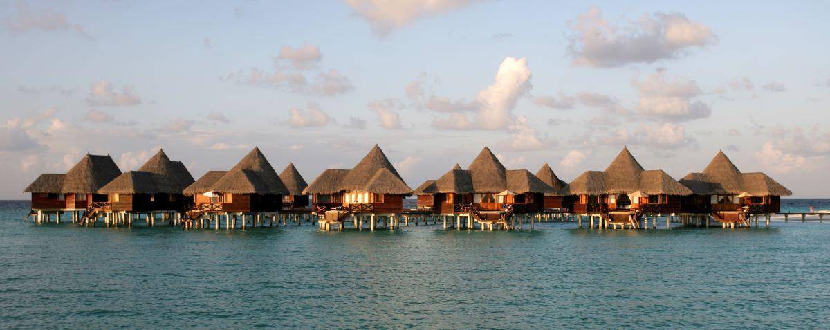 Coco Palm Duhni Kolhu, Malediven, Lagoon Villa, Villen auf Stelzen