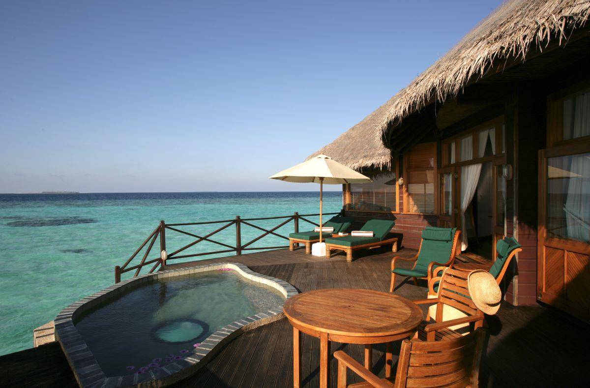 Coco Palm Dhuni Kolhu, Malediven, Sunset Lagoon Villa, Terrasse