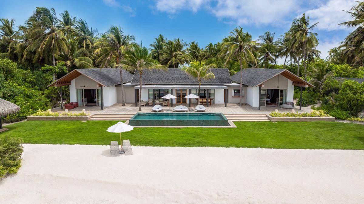 Raaya by Atmosphere, Malediven, Raaya Residence, Außenbereich mit Pool
