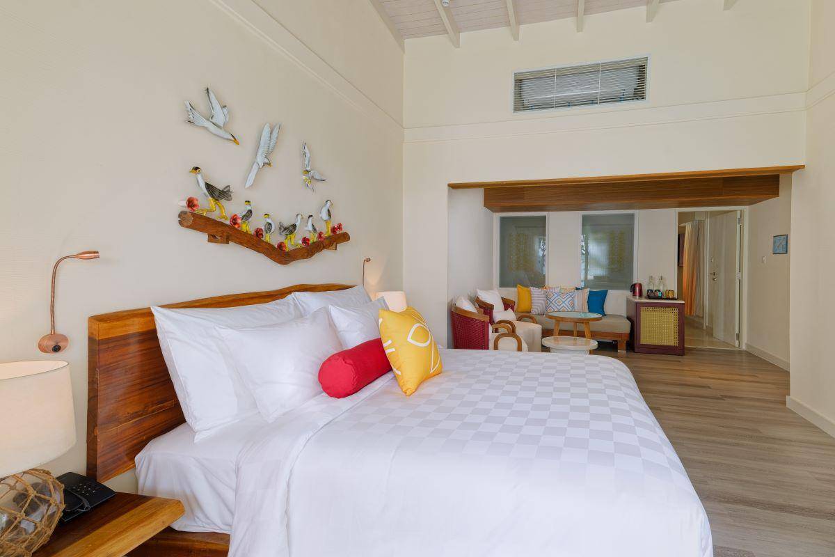 OBLU NATURE Helengeli by SENTIDO, Malediven, Two Bedroom Family Villa with Pool, Schlafzimmer