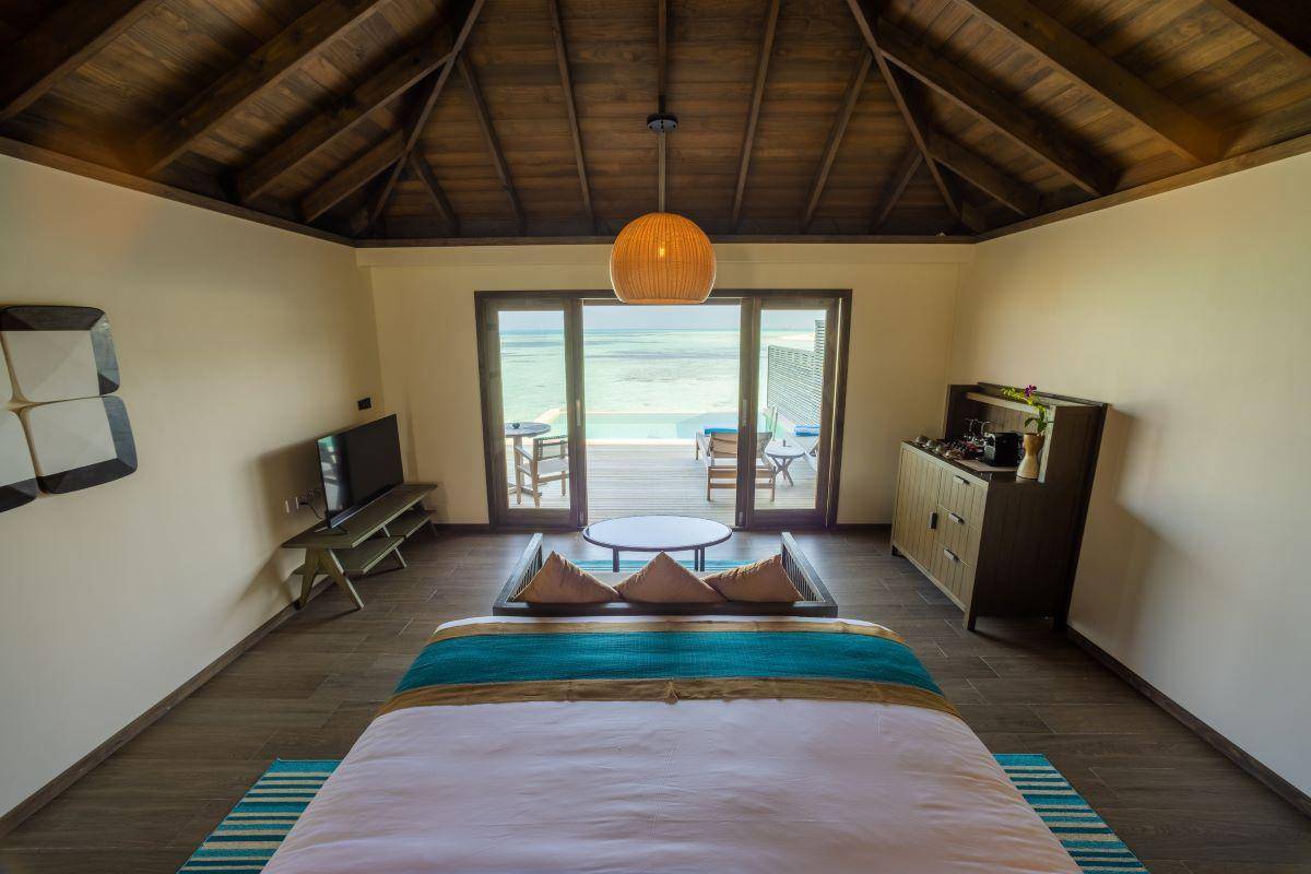 Jawakara Islands Maldives, Malediven, Mabin Water Pool Villa, Schlafzimmer