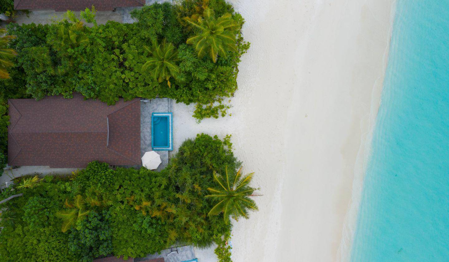 Lagoon Beach Villa