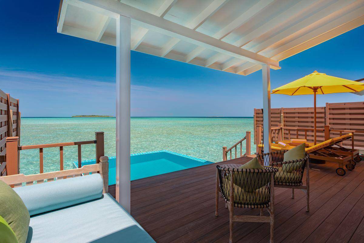 Sunrise Pool Water Villa