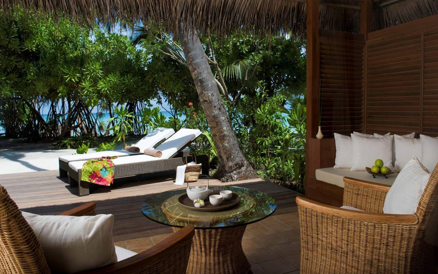 Deluxe Beach Villa