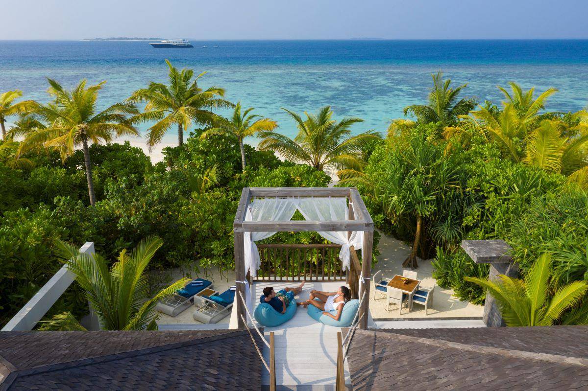 Beach Pool Villa Sunset / Deluxe