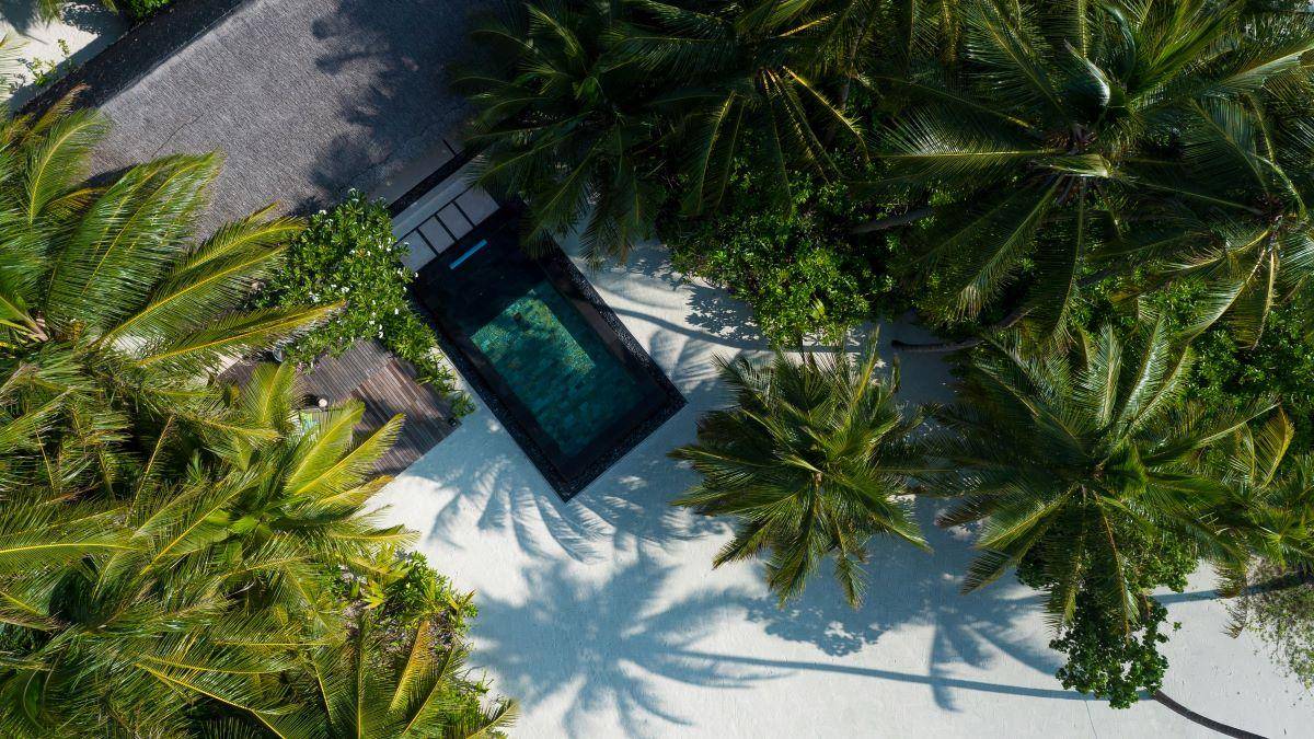 Beach Villa with Pool