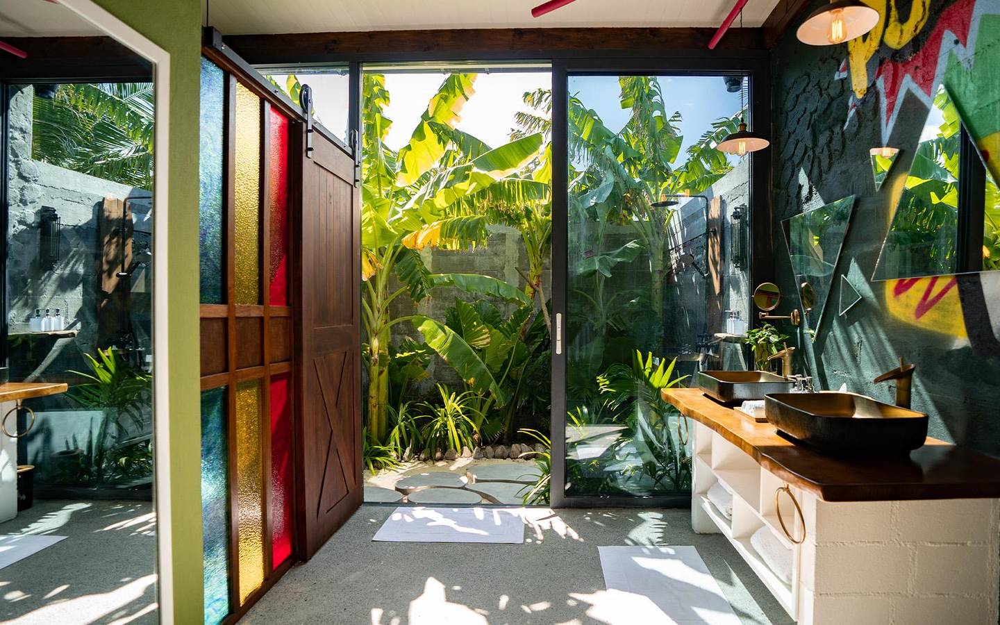 Oaga_Art_Resort_Haruge_Beach_Villa_4