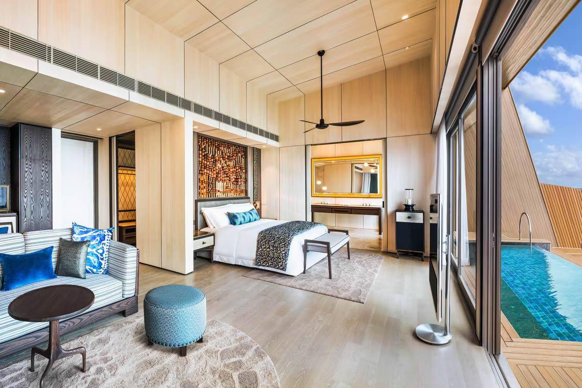 St_Regis_Maldives_Overwater_Villa_3