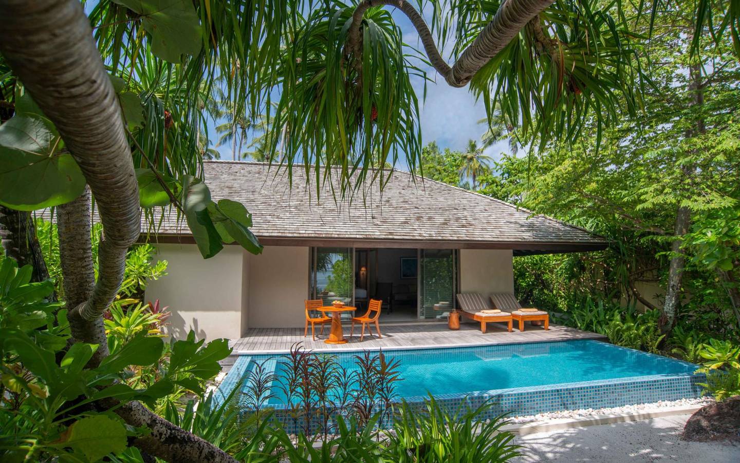 Sunrise Deluxe Beach Pool Villa - Dhigurah_2