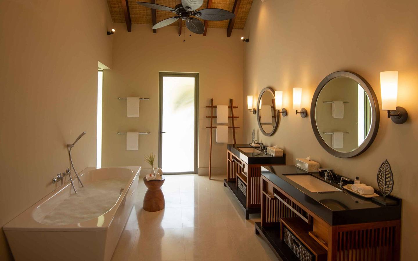 The-Residence-Maldives-Sunrise-Two-Bedroom-Beach-Pool-Villa-Dhigurah-1